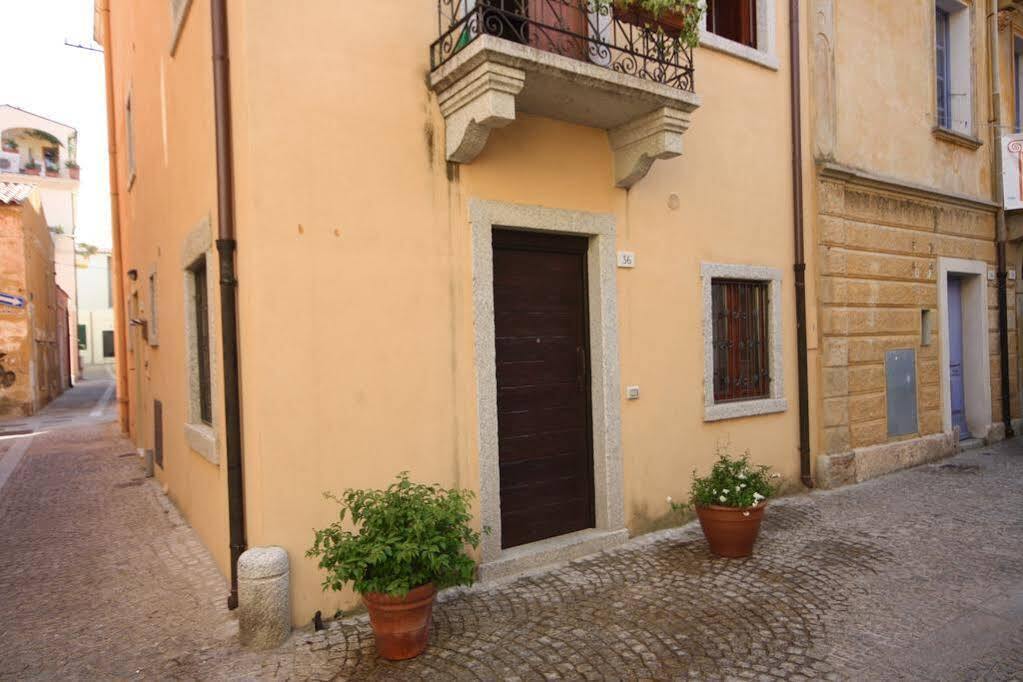 Amsicora 8 Hotel Olbia Exterior photo